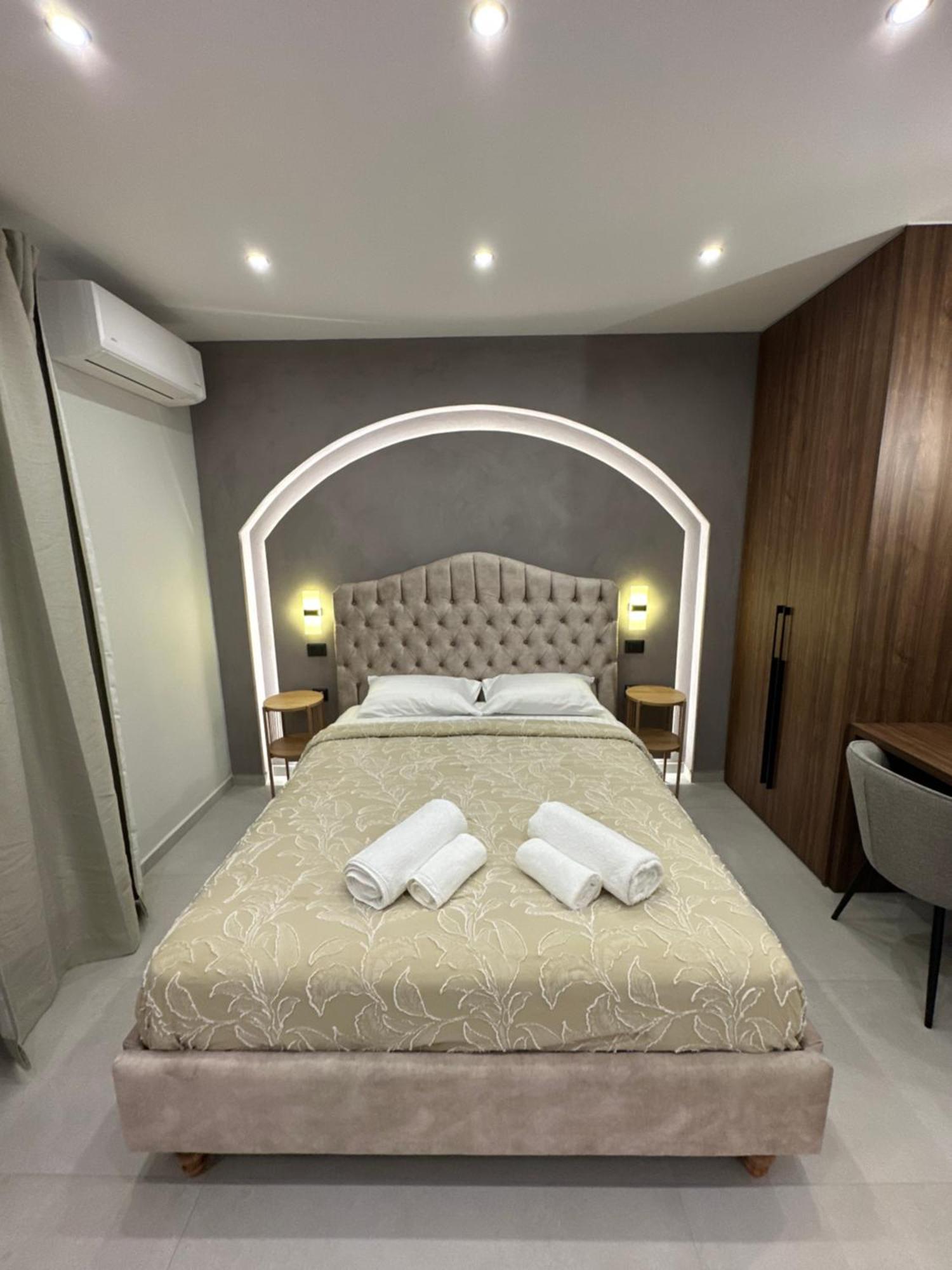 Incanto Luxury Suites 2 นาฟปาคตอส ภายนอก รูปภาพ